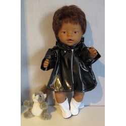 regenjas zwart  baby born 43cm