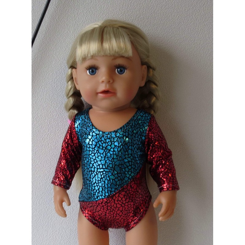 turnpakje rood met blauw  baby born 43cm