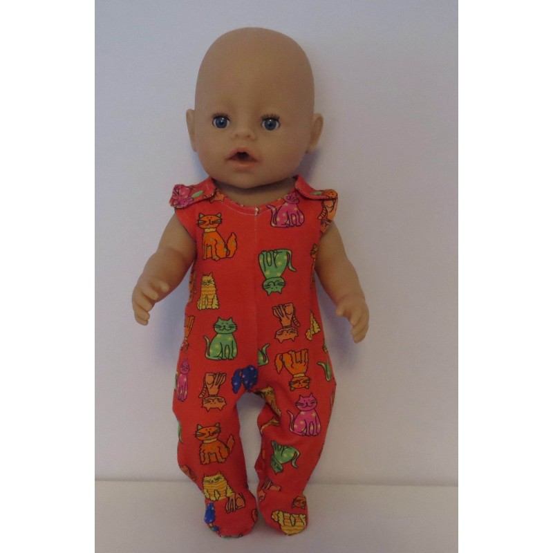 babypak rood kat baby born 43cm