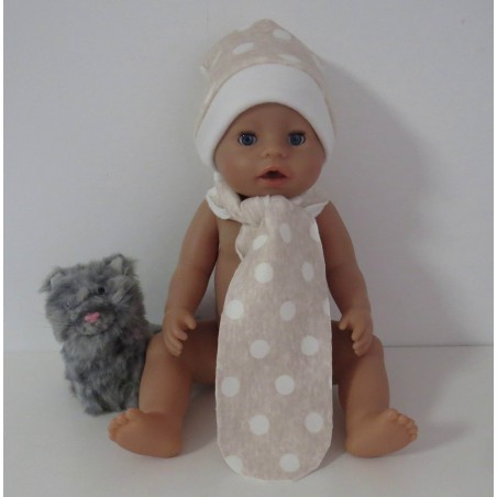 muts met sjaal oud roze met stippen baby born 43cm