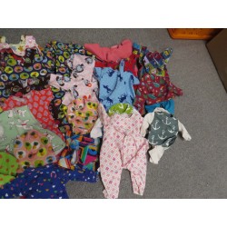 little baby born 30cm met heel veel kleertjes
