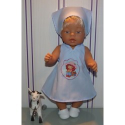 halterjurk licht blauw met strawberry shortcake baby born 43cm