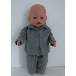 pyjama met paarse drukkers baby born 43cm