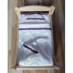 lakensetje met paars polka dots