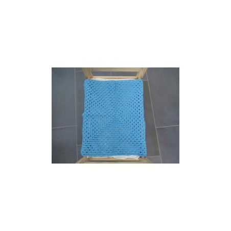 gehaakte deken blauw glimmend