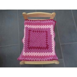 gehaakte deken met roze
