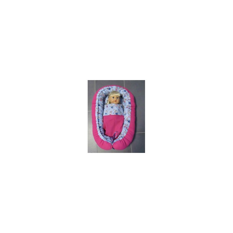 poppennestje blauw konijnen met hard roze poppennestje blauw konijnen met hard roze