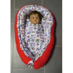 poppennestje beren met rood