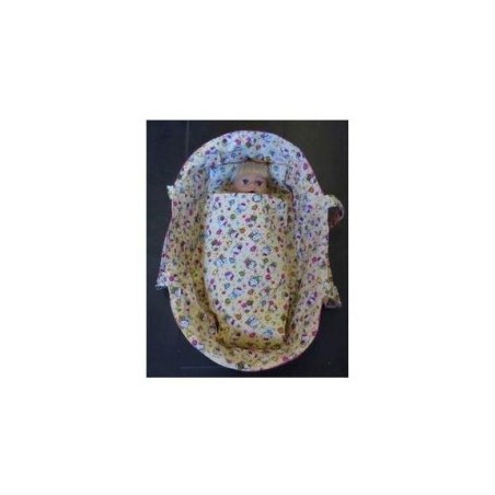 reiswieg geel hello kitty hard roze voor poppen van 40t/m 48cm