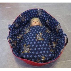 reiswieg blauw boze wolf met rood voor poppen van 40t/m 48cm