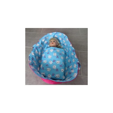 reiswieg blauw kat met hard roze voor poppen van 40t/m 48cm