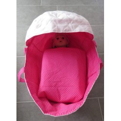 reiswieg kap hard roze met wit voor poppen van 40t/m 48cm