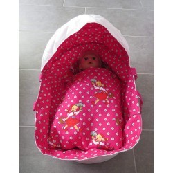 reiswieg kap hard roze stippen met wit  voor poppen van 40t/m 48cm