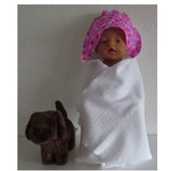 omslagdoek met roze hello kitty baby born 43cm