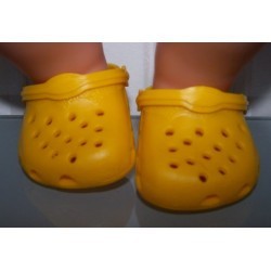 crocs geel baby born 43cm