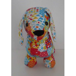 knuffel teckel gekleurd met wit  30/25cm
